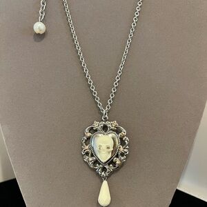 Tarina Tarantino Skull necklace.